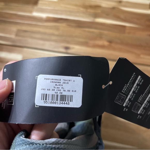 Ironman Triathlon Performance Shirt Womans Vneck Short Sleeve Striped Size XL - Picture 6 of 7